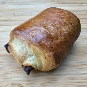 PAIN AU CHOCOLAT