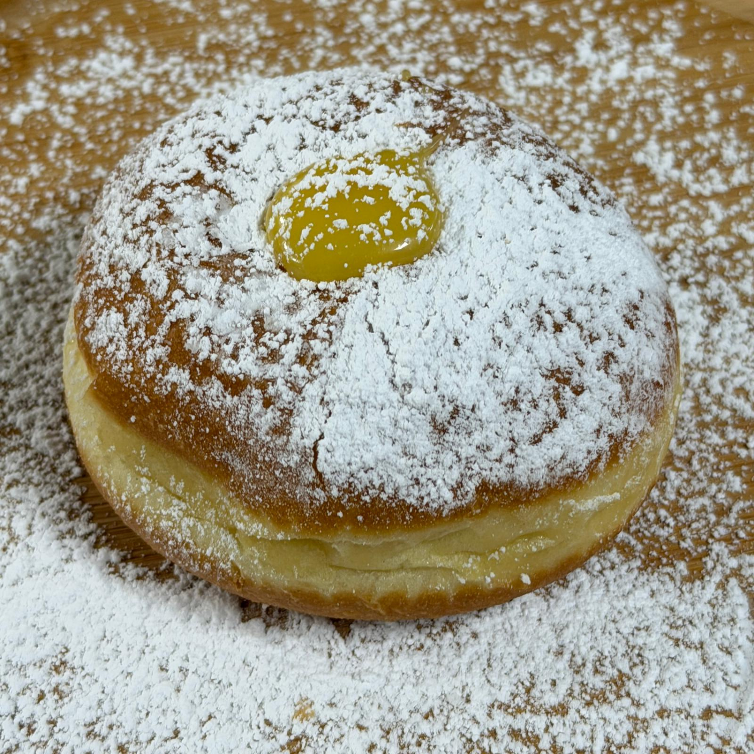 KRAPFEN CREMA